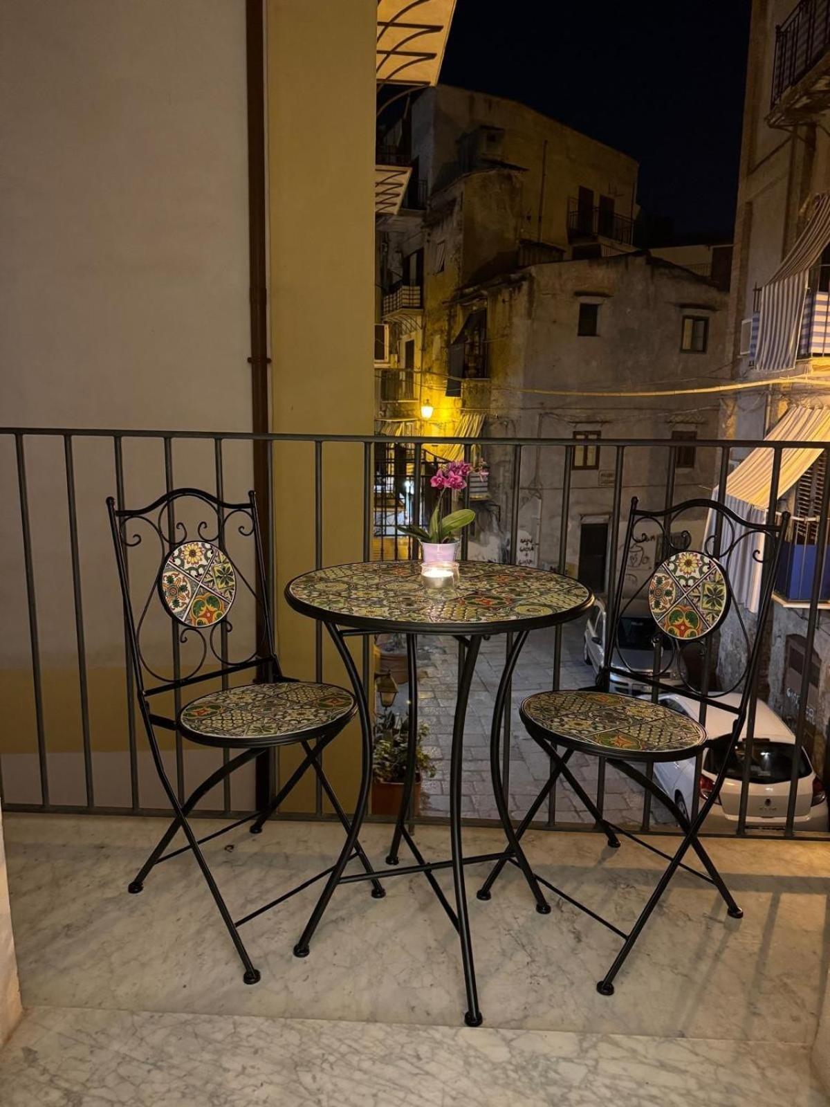 パレルモ La Rosa Bianca Della Vucciriaヴィラ エクステリア 写真